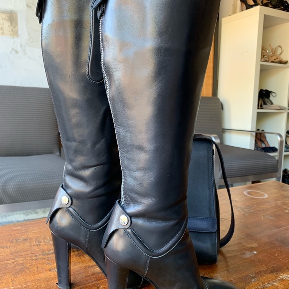The best tall black leather boots of all time! - Picture 6 of 8